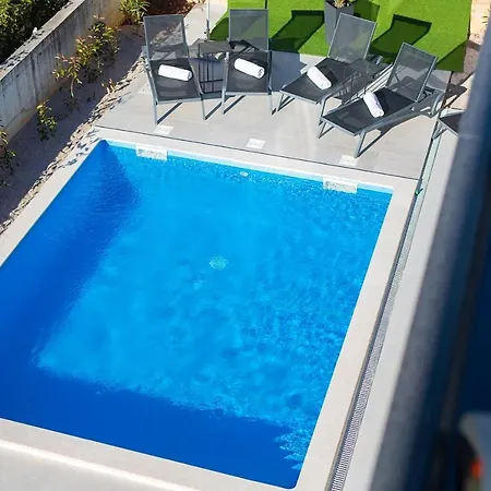 Holiday home Ferienhaus Rosa Malinska